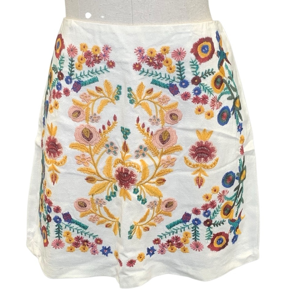 UMGEE Emroidered‎ Floral Mini Skirt - Size L
